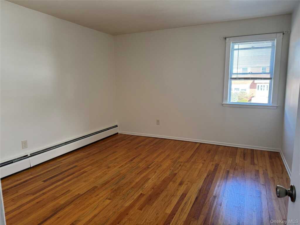 229 N Middletown Road, Unit #G, Pearl River, NY 10965 - Photo 7 of 9