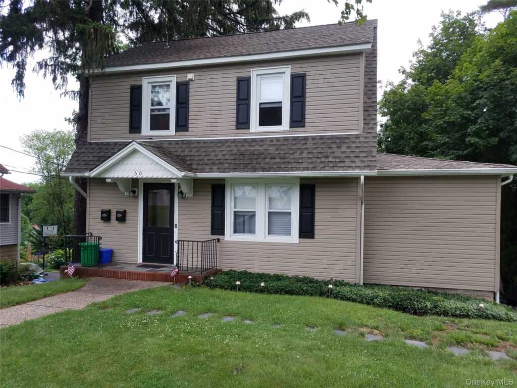 50 Mountainview Avenue, Unit #2, Pearl River, NY 10965 - Photo 2 of 14