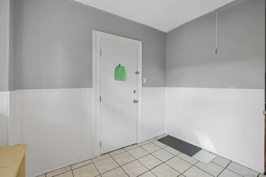 11 Woodland Avenue, New Rochelle, NY 10805 - Photo 7 of 19