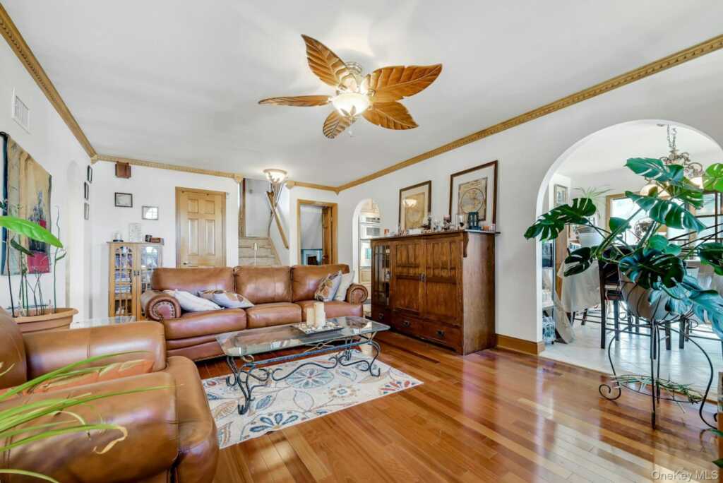 236 Valley Road, Valley Cottage, NY 10989 - Photo 12 of 35