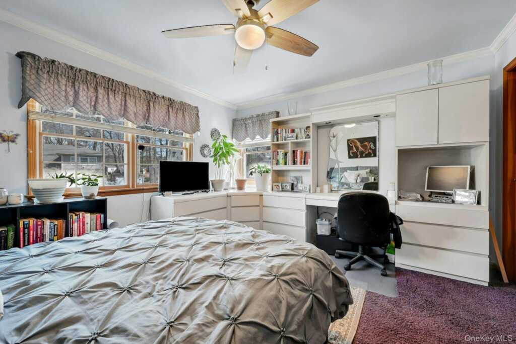 236 Valley Road, Valley Cottage, NY 10989 - Photo 19 of 35