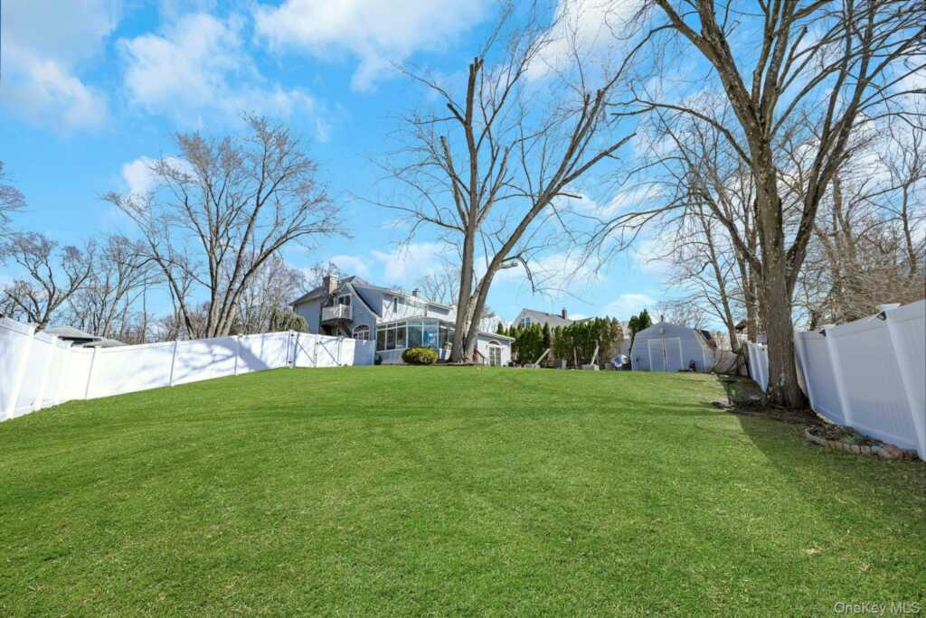 236 Valley Road, Valley Cottage, NY 10989 - Photo 34 of 35