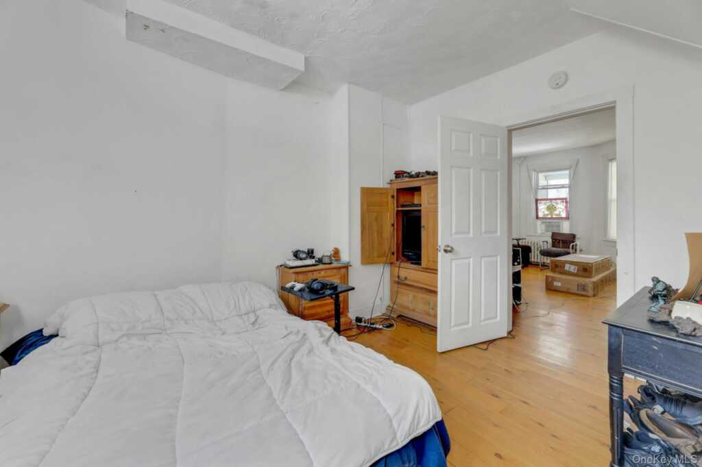 65 Lake Road, Valley Cottage, NY 10989 - Photo 15 of 33