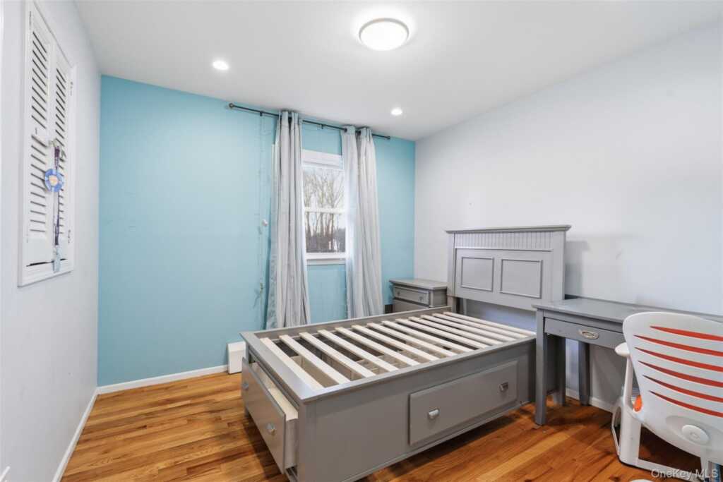 6 Cider Mill Court, New City, NY 10956 - Photo 13 of 36