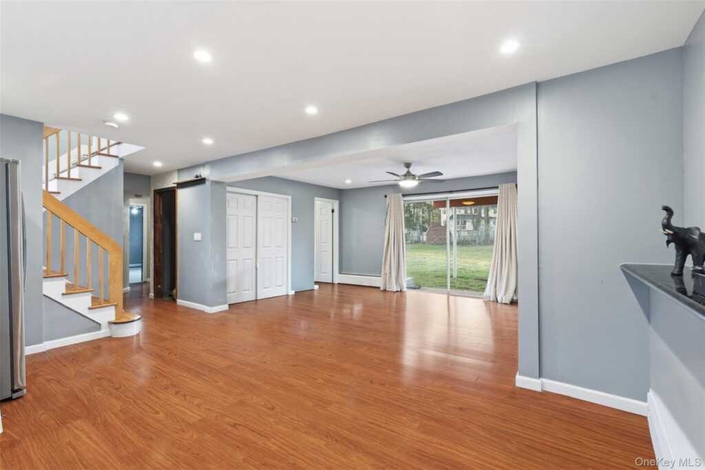 6 Cider Mill Court, New City, NY 10956 - Photo 26 of 36