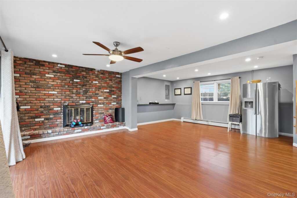 6 Cider Mill Court, New City, NY 10956 - Photo 27 of 36