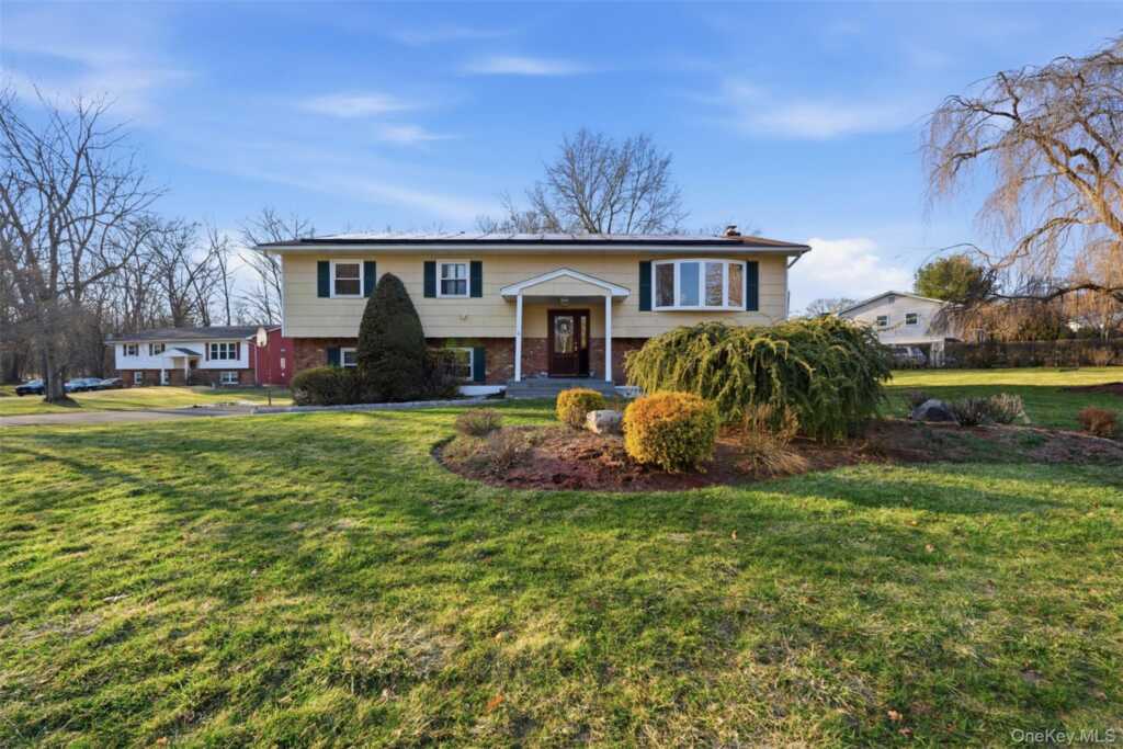 6 Cider Mill Court, New City, NY 10956 - Photo 6 of 36