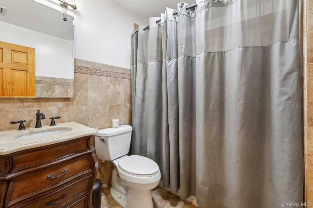 149 Ridge Road, Valley Cottage, NY 10989 - Photo 19 of 39