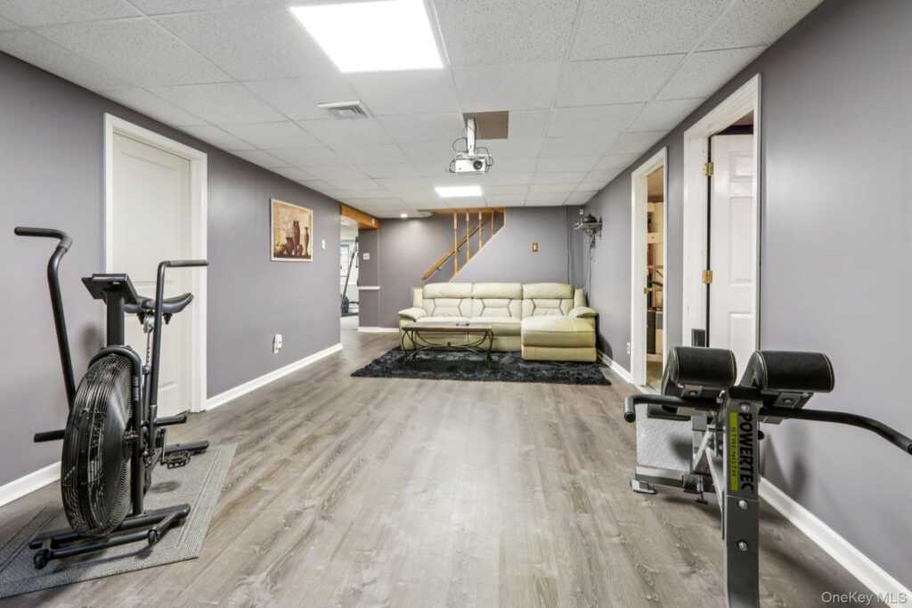 149 Ridge Road, Valley Cottage, NY 10989 - Photo 21 of 39