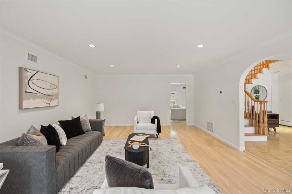 48 Woodhaven Drive, New City, NY 10956 - Photo 20 of 50