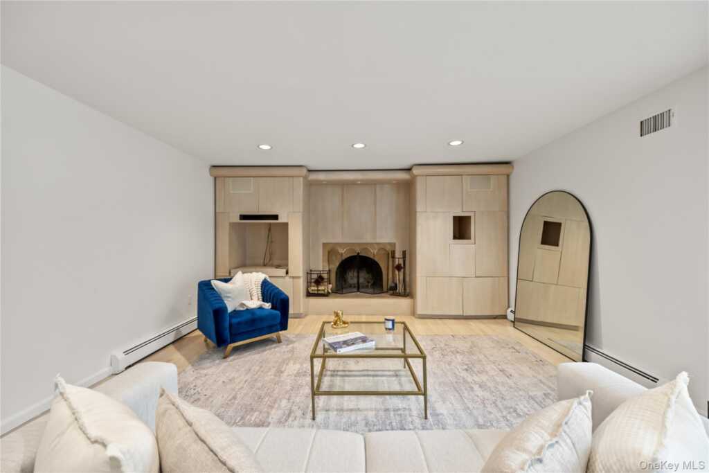 48 Woodhaven Drive, New City, NY 10956 - Photo 22 of 50