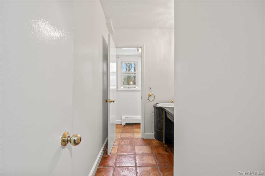 48 Woodhaven Drive, New City, NY 10956 - Photo 25 of 50