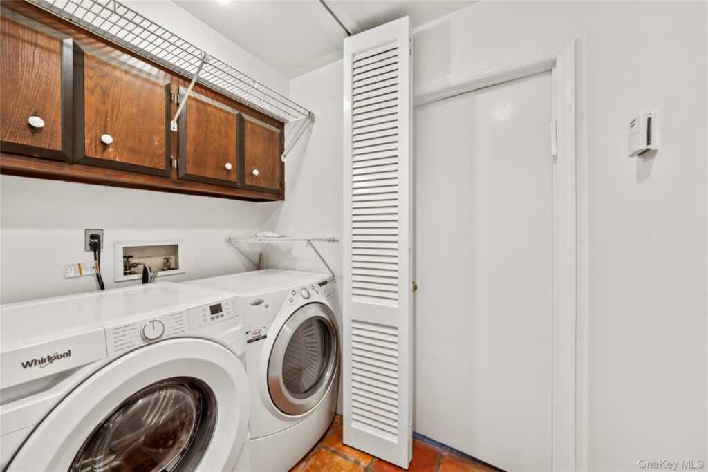 48 Woodhaven Drive, New City, NY 10956 - Photo 29 of 50