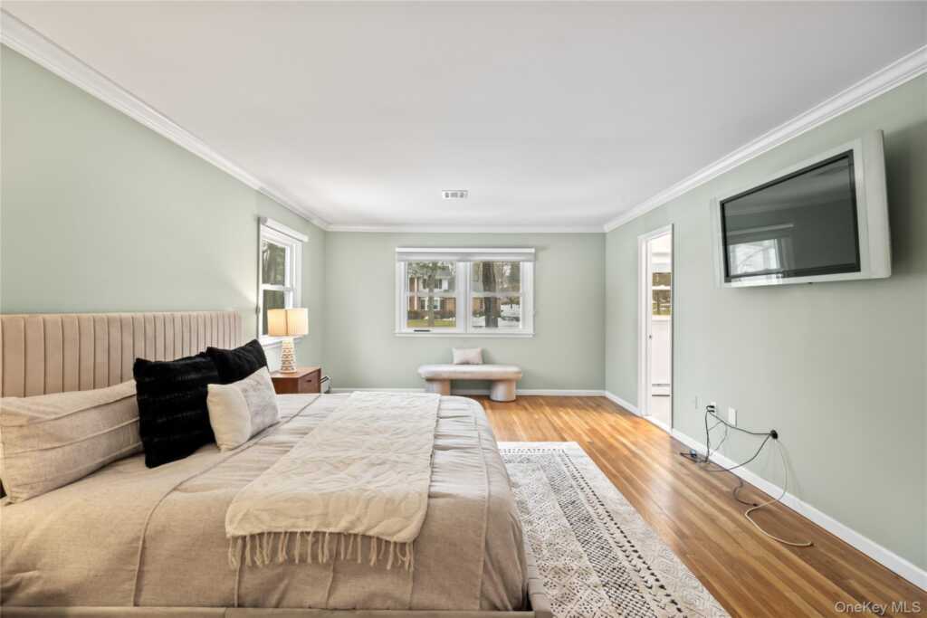 48 Woodhaven Drive, New City, NY 10956 - Photo 33 of 50