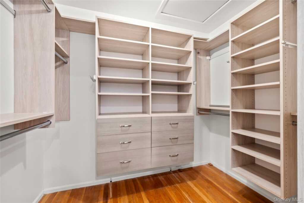 48 Woodhaven Drive, New City, NY 10956 - Photo 37 of 50