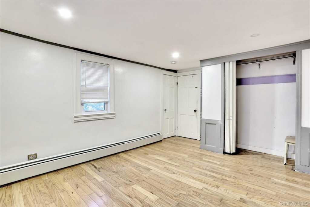 377 Buena Vista Road, New City, NY 10956 - Photo 14 of 36