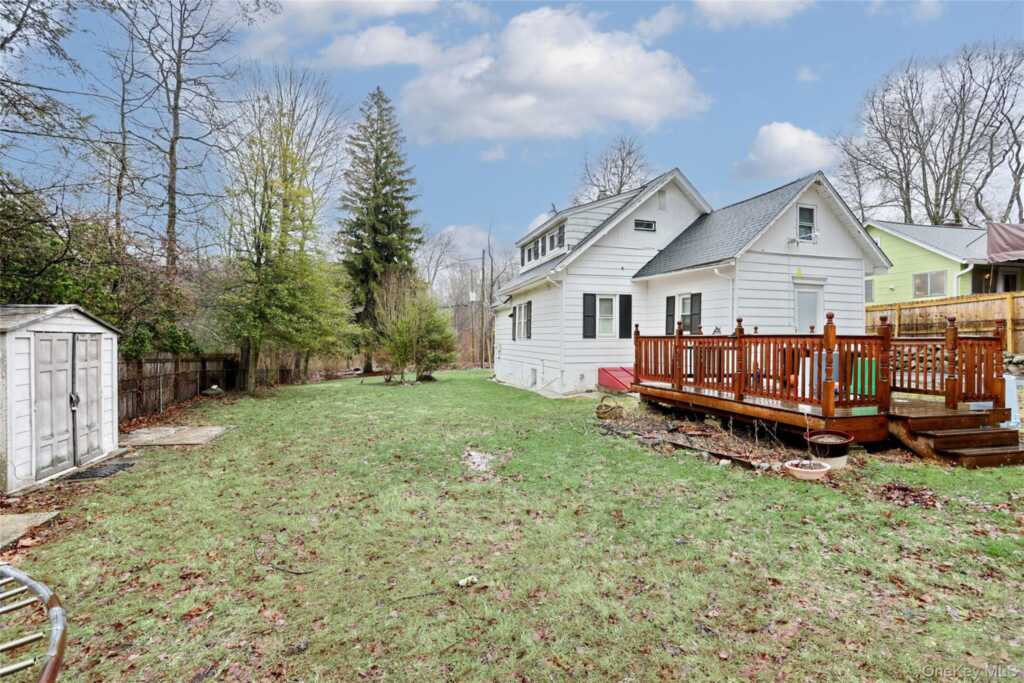 377 Buena Vista Road, New City, NY 10956 - Photo 29 of 36