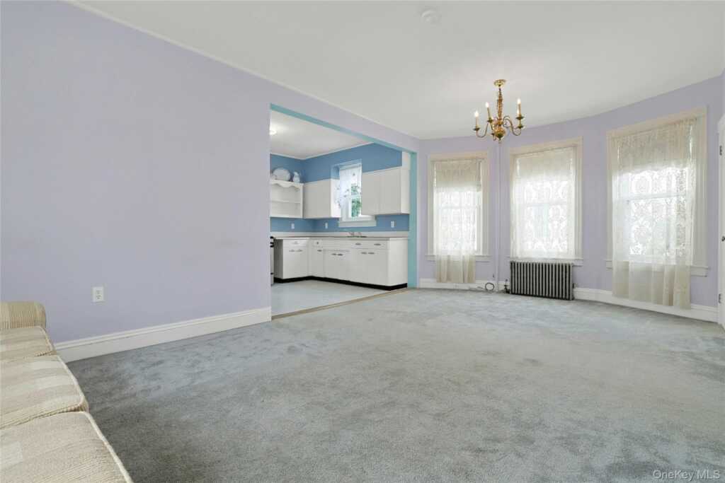 9 Clinton Place, Suffern, NY 10901 - Photo 11 of 44