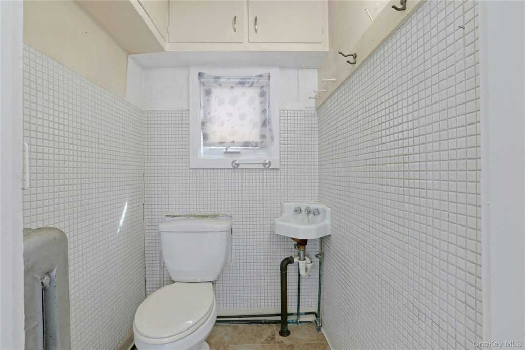 9 Clinton Place, Suffern, NY 10901 - Photo 17 of 44