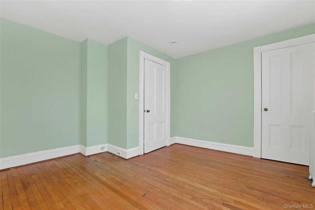 9 Clinton Place, Suffern, NY 10901 - Photo 18 of 44