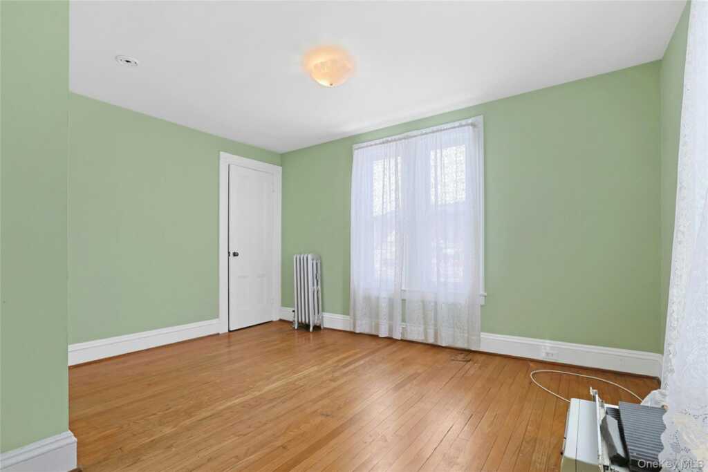 9 Clinton Place, Suffern, NY 10901 - Photo 20 of 44