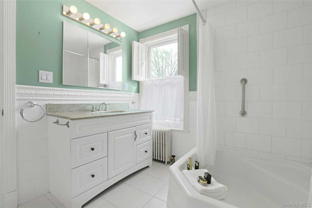 9 Clinton Place, Suffern, NY 10901 - Photo 27 of 44