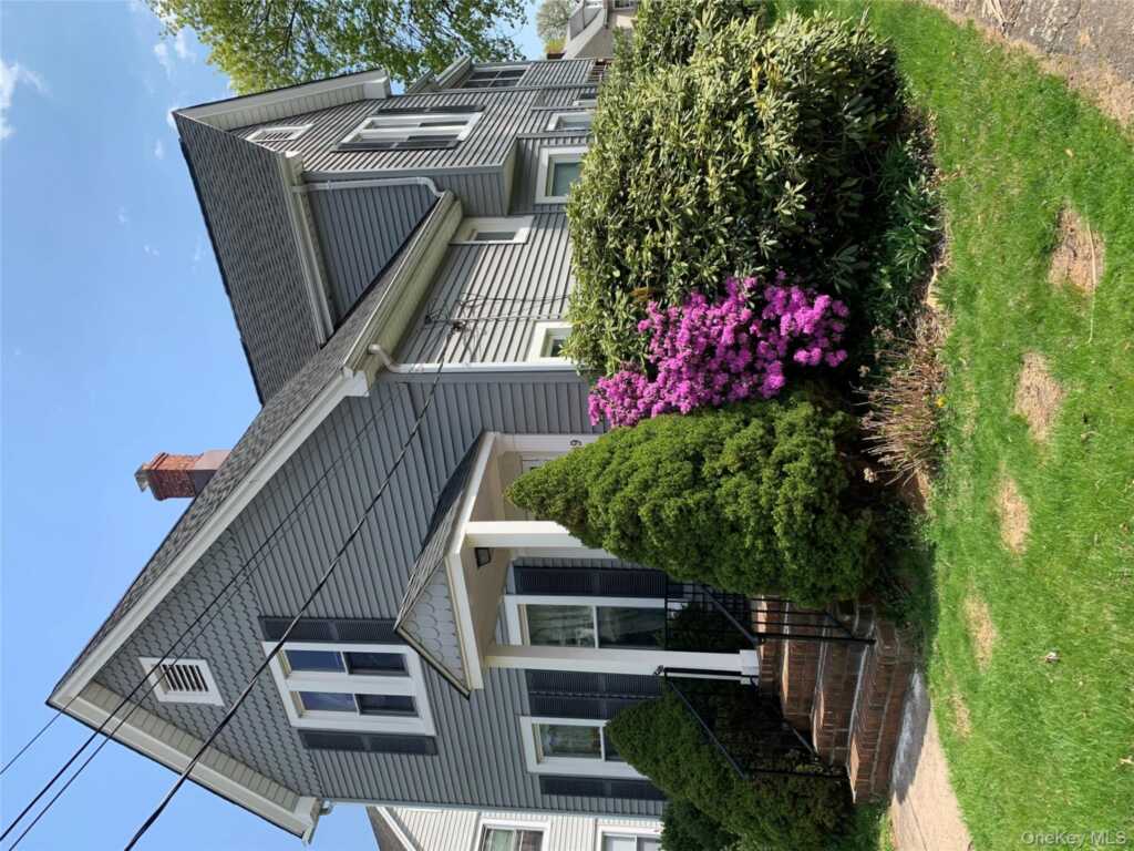 9 Clinton Place, Suffern, NY 10901 - Photo 34 of 44