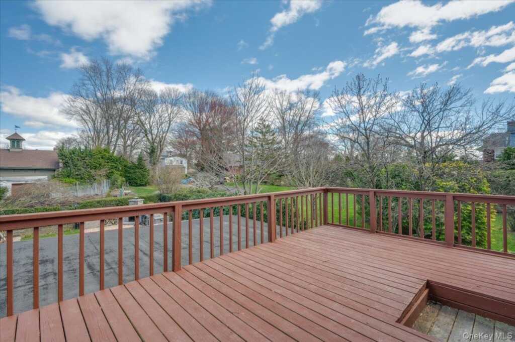 319 Union Avenue, Rye, NY 10543 - Photo 12 of 26