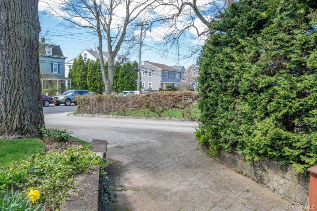 319 Union Avenue, Rye, NY 10543 - Photo 16 of 26