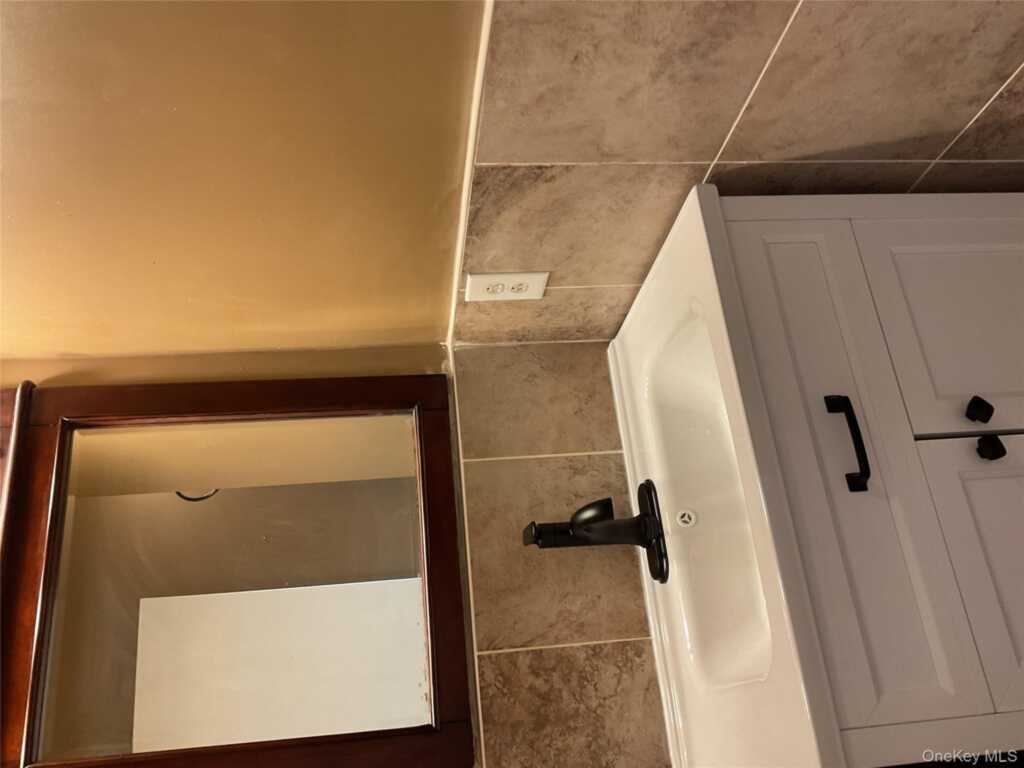 430 Somerset Drive, Unit #F, Pearl River, NY 10965 - Photo 19 of 27