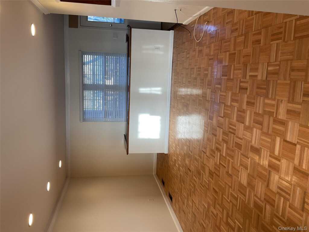 430 Somerset Drive, Unit #F, Pearl River, NY 10965 - Photo 4 of 27