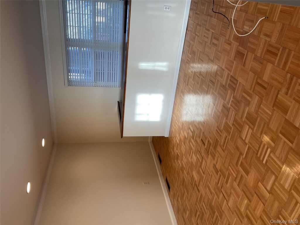 430 Somerset Drive, Unit #F, Pearl River, NY 10965 - Photo 5 of 27