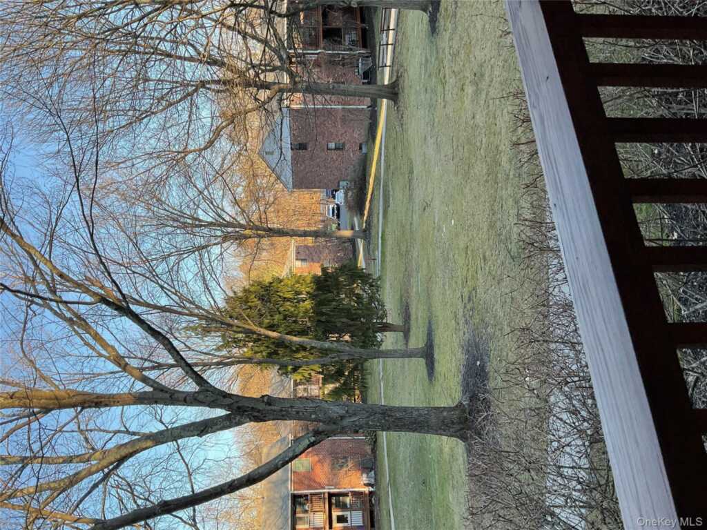 430 Somerset Drive, Unit #F, Pearl River, NY 10965 - Photo 9 of 27