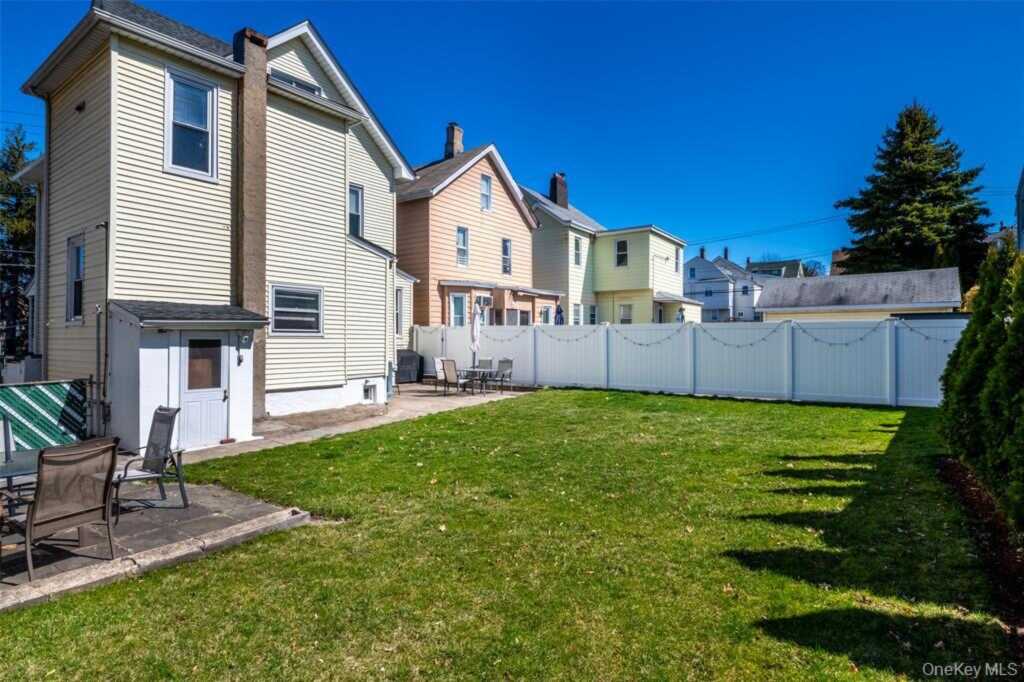 92 Washington Avenue, Unit #Floor 1, New Rochelle, NY 10801 - Photo 19 of 24