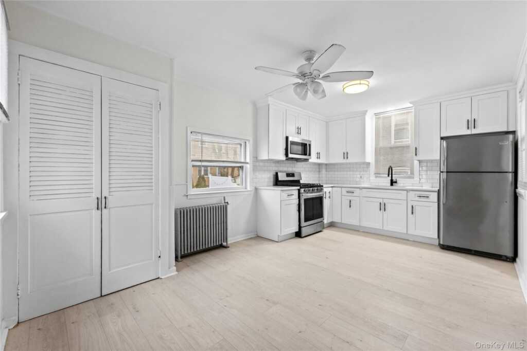 92 Washington Avenue, Unit #Floor 1, New Rochelle, NY 10801 - Photo 4 of 24