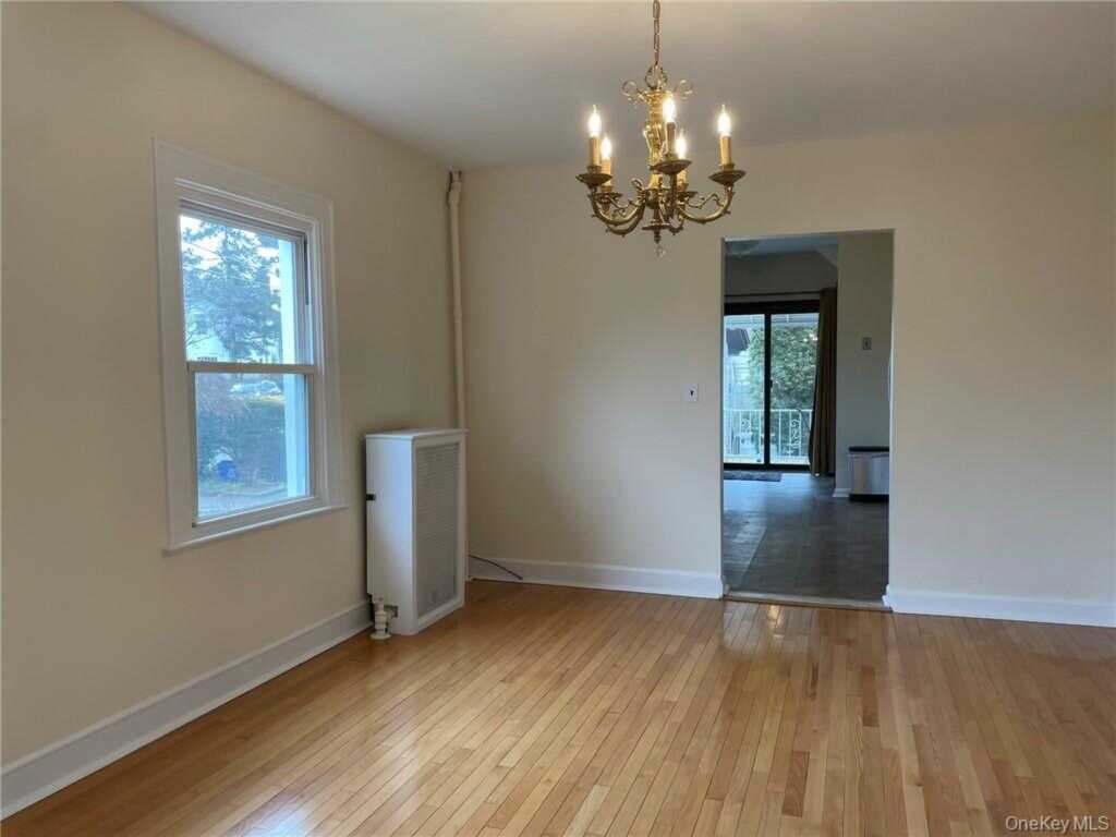 56 Stephenson Boulevard, New Rochelle, NY 10801 - Photo 25 of 44