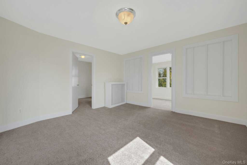 56 Stephenson Boulevard, New Rochelle, NY 10801 - Photo 8 of 44