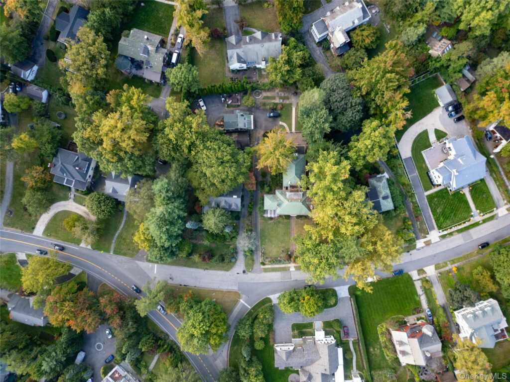 26 Overlook Circle, New Rochelle, NY 10804 - Photo 15 of 15