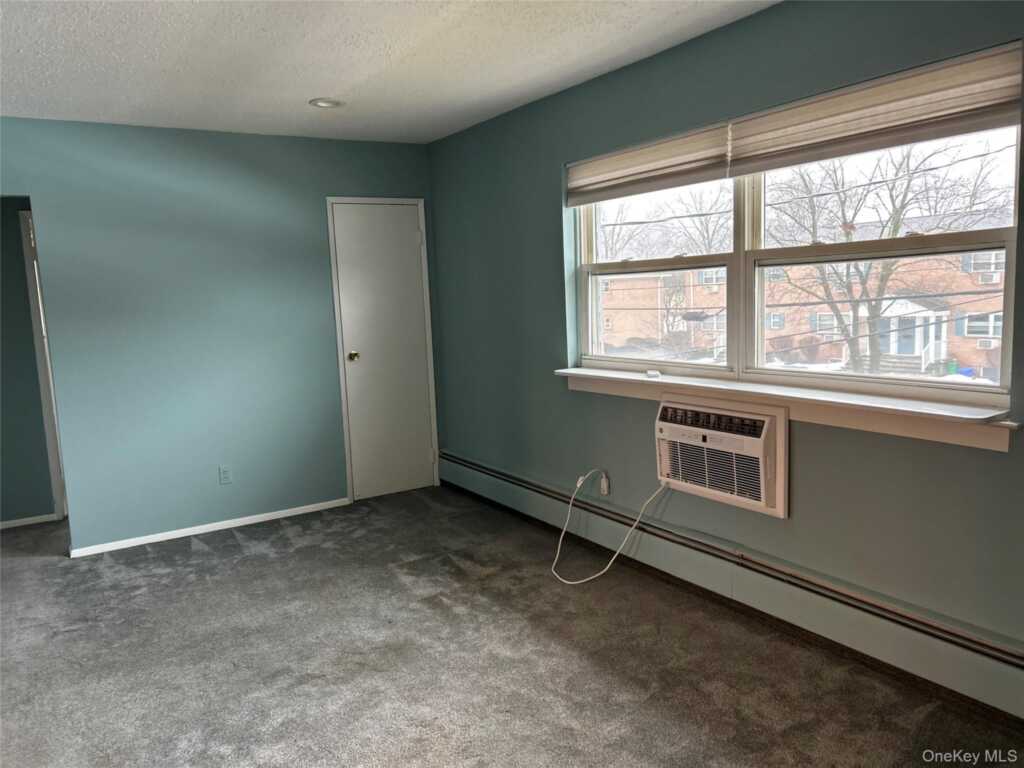 140 Meyer Oval, Unit #140, Pearl River, NY 10965 - Photo 6 of 11