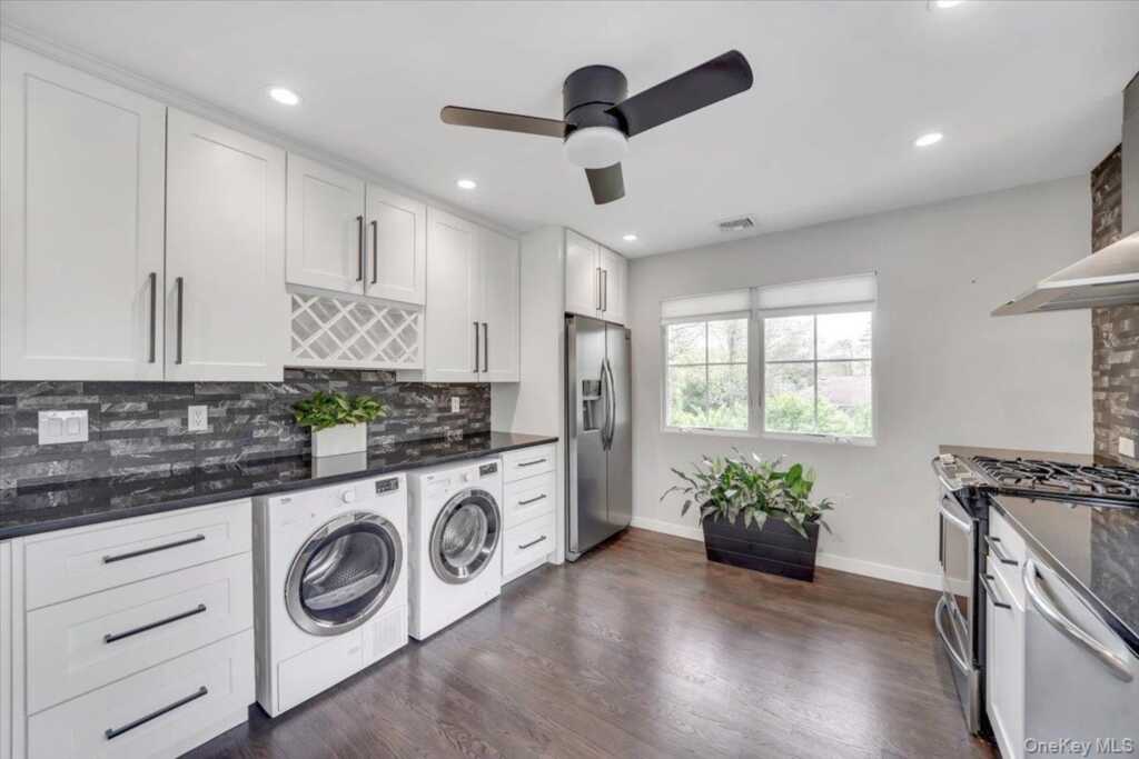 10 Sandhage Drive, Pearl River, NY 10965 - Photo 16 of 31