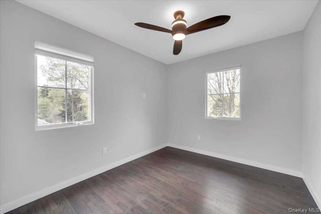 10 Sandhage Drive, Pearl River, NY 10965 - Photo 23 of 31