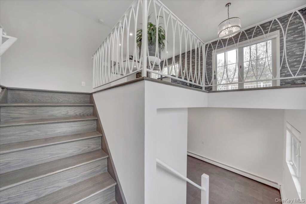 10 Sandhage Drive, Pearl River, NY 10965 - Photo 26 of 31