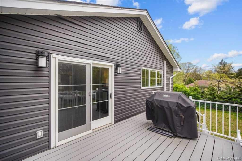 10 Sandhage Drive, Pearl River, NY 10965 - Photo 30 of 31