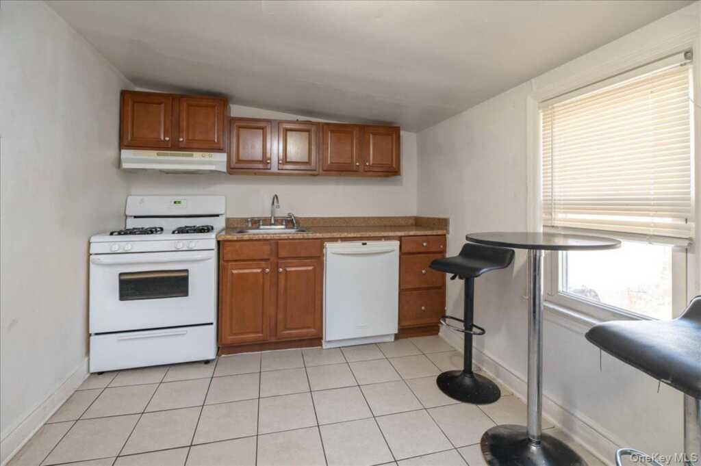 26 E Catherine Street, Nyack, NY 10960 - Photo 14 of 26