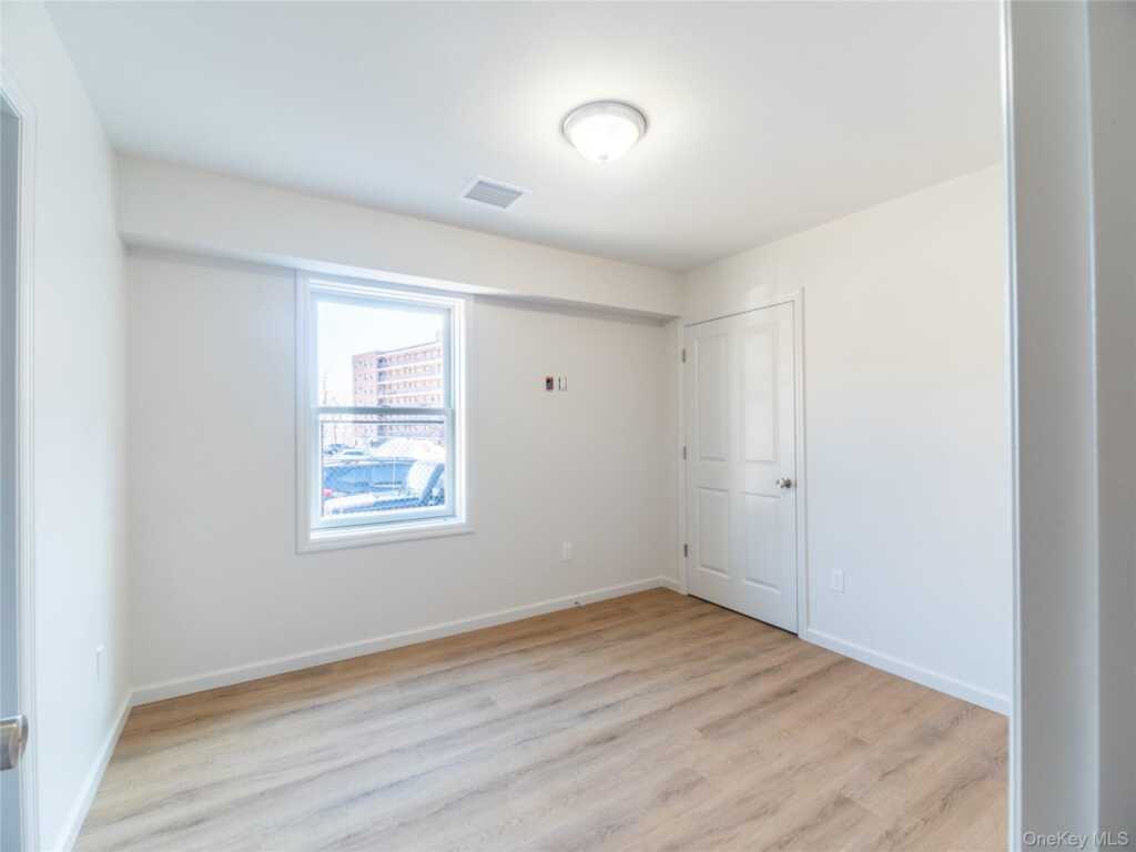 306 South Regent street, Rye, NY 10573 - Photo 10 of 22