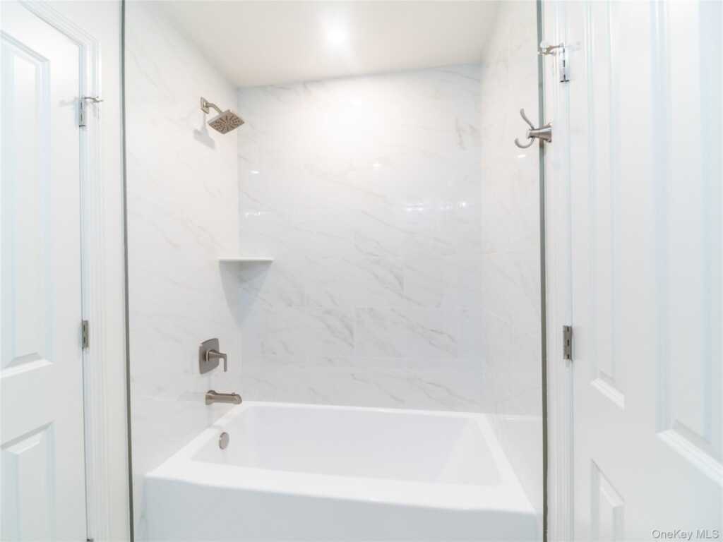 306 South Regent street, Rye, NY 10573 - Photo 13 of 22