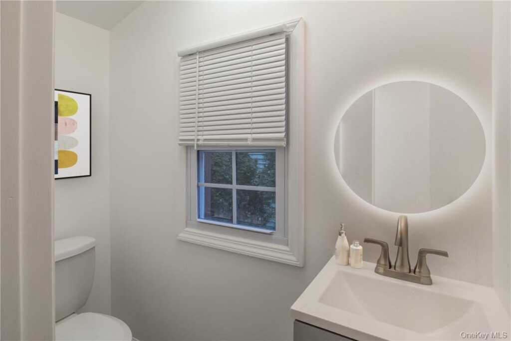 35 White Avenue, Nyack, NY 10960 - Photo 8 of 11