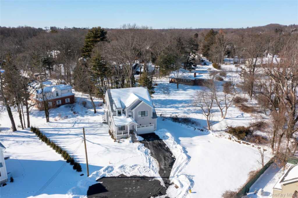 41 Betsy Brown Road, Rye, NY 10573 - Photo 2 of 27