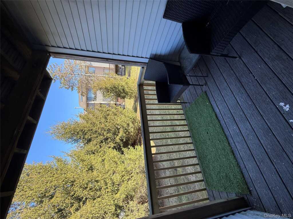 70 Chester Lane, Nanuet, NY 10954 - Photo 9 of 10