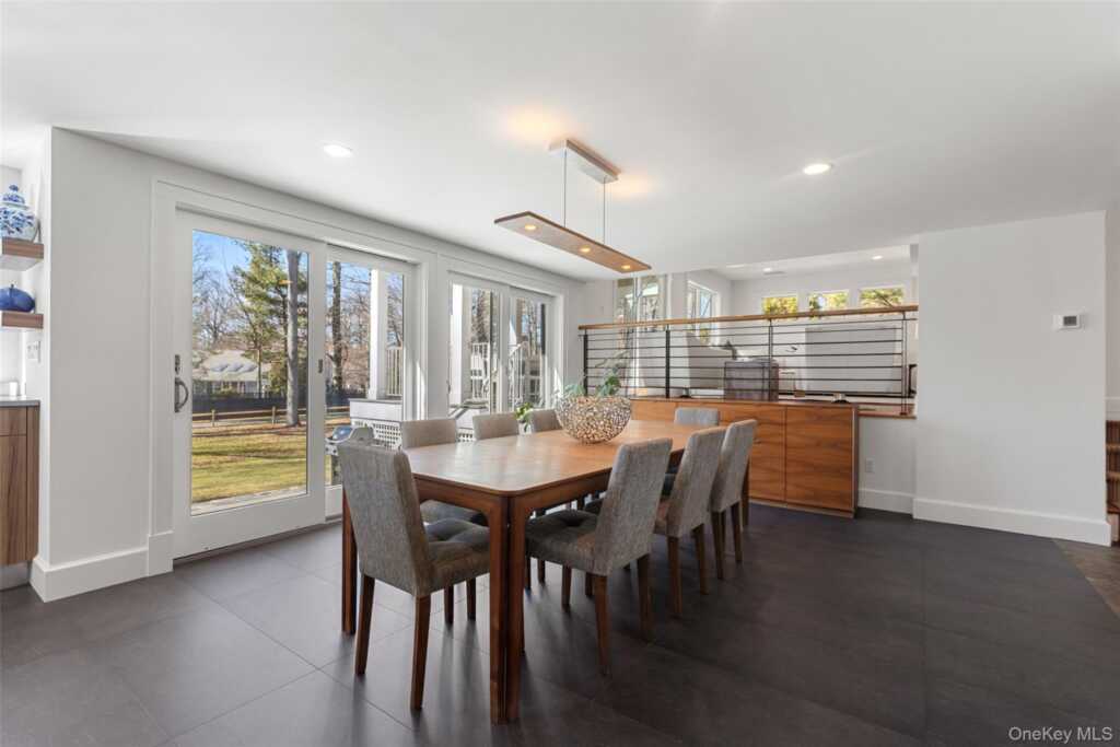 4 Trails End, Rye, NY 10580 - Photo 11 of 43